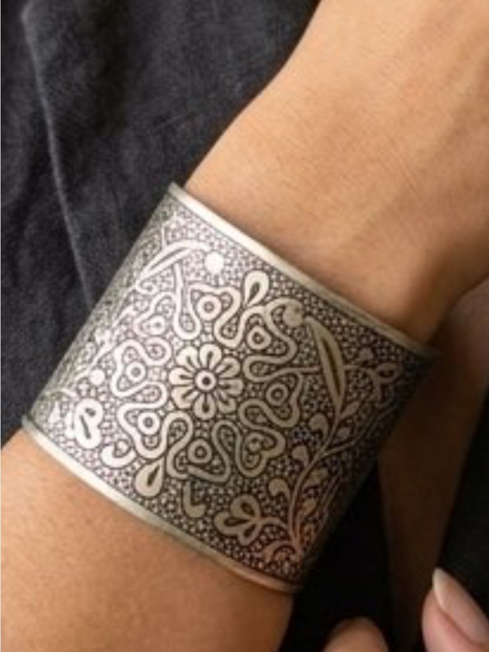 Vintage Y2K Intricate Floral Engraved Wide Cuff Bracelet Silver Tone